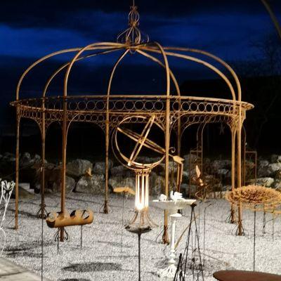 gloriette metal